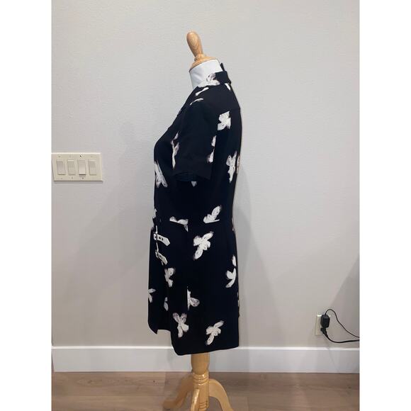 Marc by Marc Jacobs Painted Flower Crepe Dress Black Buckle Detail Size Medium - Picture 2 of 5